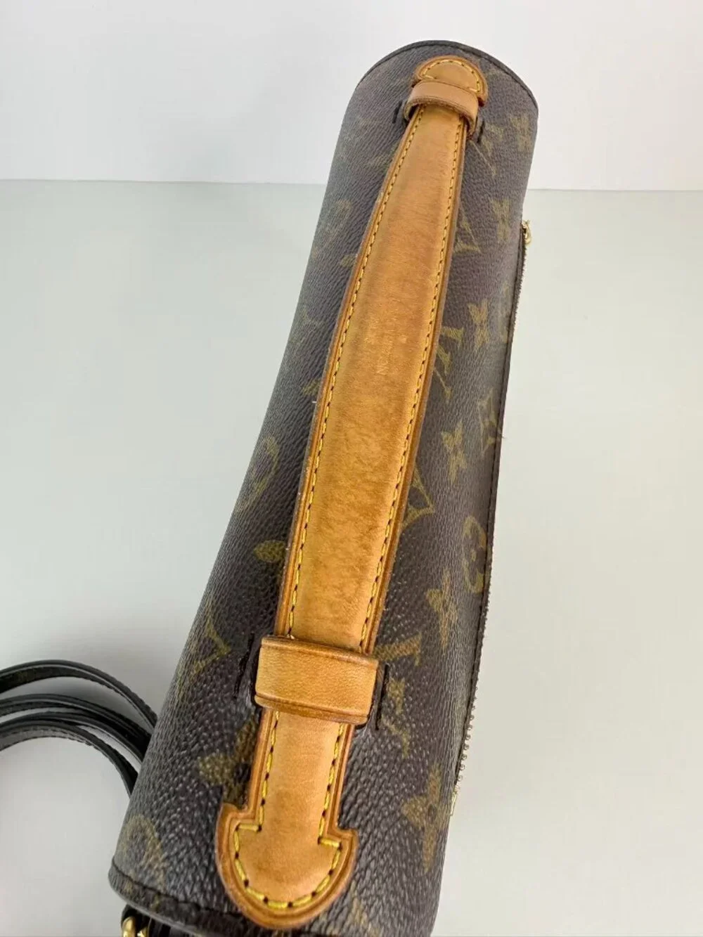 Louis Vuitton Pochette Metis